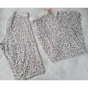 Cuddl Duds Size XL Grey Leopard Pajama Set A698465 NWOT Yummy Softness